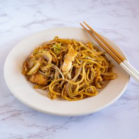 Chicken Lo Mein