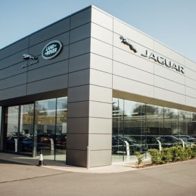 Stratstone Jaguar Tonbridge Exterior Dealership