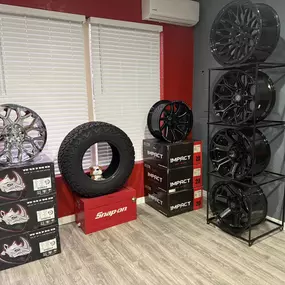 Bild von R&B Wheels & Tires