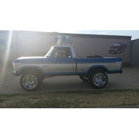 Bild von King’s Tire (King's Custom Wheels, LLC)