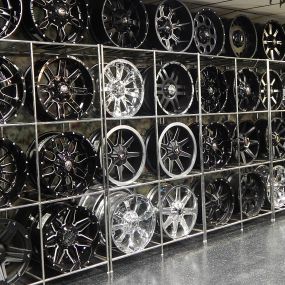 Bild von King’s Tire (King's Custom Wheels, LLC)