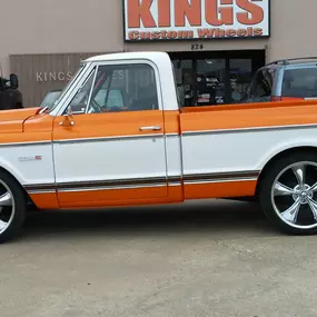 Bild von King’s Tire (King's Custom Wheels, LLC)