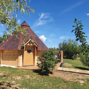 Bild von Ô refuge di’vin chambres d'hôtes et hébergements insolites ô kota divin ô dome divin avec piscine sauna spa minigolf