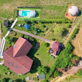 Bild von Ô refuge di’vin chambres d'hôtes et hébergements insolites ô kota divin ô dome divin avec piscine sauna spa minigolf