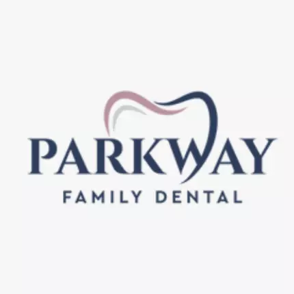 Logotipo de Parkway Family Dental