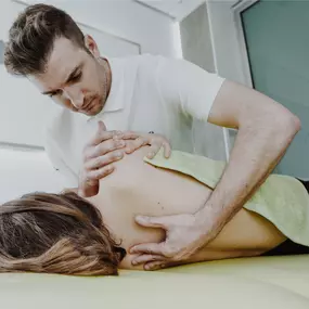 Bild von Origen - Fisioterapia, Osteopatía y Pilates Clínico