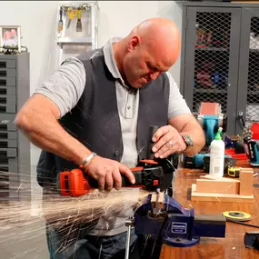 At Sterling Park Properties our project managers are skilled and experienced. Here Riaan is busy in the workshop prepping a custom item for a new build we are near completion on in the beautiful neighborhood of Sandy Springs, Atlanta.