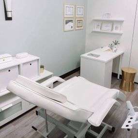 Skincare Spa Suites For Lease Like Sola Salons in Altoona, PA - MY SALON Suite - Altoona