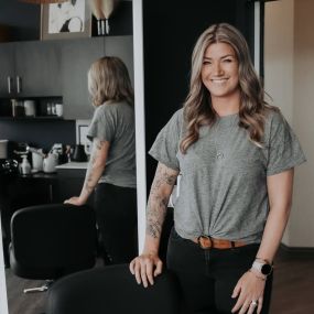 Tattoo Suite Like Sola Salons For Lease in Altoona - MY SALON Suite - Altoona