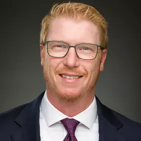 Bild von Edward Jones - Financial Advisor: Christopher W Holbrook, CEPA®|AAMS®