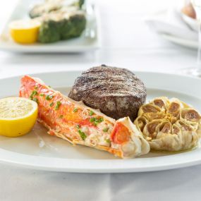 SURF & TURF - PRIME ALASKAN KING CRAB AND FILET