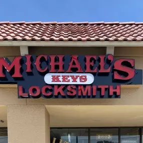 Exterior view of Michael Keys Locksmith location store in Plano, Texas