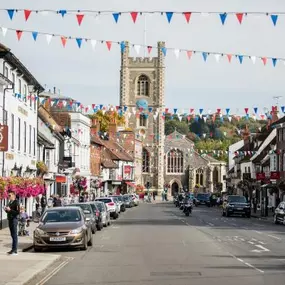 Henley-on-Thames local high street, close to Highlands Park