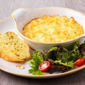 Macaroni Cheese (v)