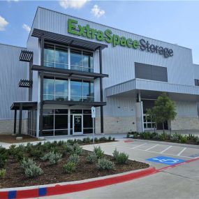 Beauty Image - Extra Space Storage at 2200 Sam Rayburn Hwy, Melissa, TX 75454