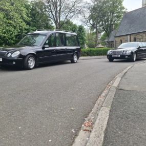 Bild von J W Peters Funeral Directors