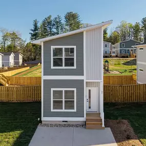The Charleston model home at Belle Meadow features a timeless design with spacious 4-bedroom living.