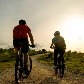 Thinking about a new bike? You don’t have to guess. Test it.
Our free test rides help you feel the difference in real time. From frame size to handlebar style, try before you buy and make sure it’s the right fit.
Come ride with us at Lakeside Bicycles. Your dream bike might just be waiting on our floor.