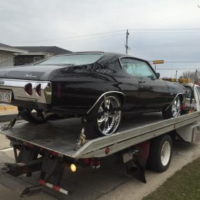 Classic Car Towing

Kicos Towing LLC • Cudahy, WI • (414) 334-1888 • 24/7 Towing & Roadside Recovery