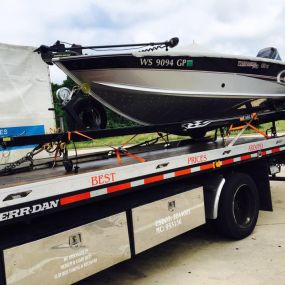 Boat Transport

Kicos Towing LLC • Cudahy, WI • (414) 334-1888 • 24/7 Towing & Roadside Recovery