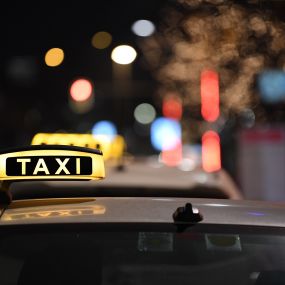 Bild von Hallo Taxi Taxifuhrunternehmen