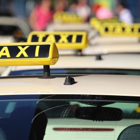 Bild von Hallo Taxi Taxifuhrunternehmen