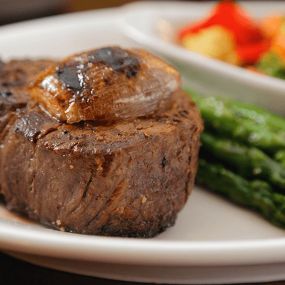 Bild von Louie's Steak House at Harlows Casino Resort & Spa