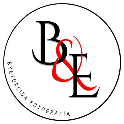 Logo da Bye Torcida. Fotografía.