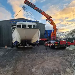 Bild von Savoch Hire Limited