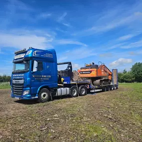 Bild von Savoch Hire Limited