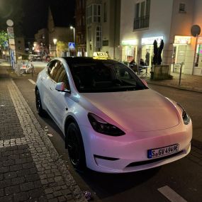 Bild von Taxi Tesla Stuttgart || Taxiunternehmen Gökhan Özmen | Whatsapp 7/24