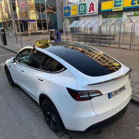 Bild von Taxi Tesla Stuttgart || Taxiunternehmen Gökhan Özmen | Whatsapp 7/24