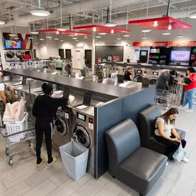 Bild von Speed Queen Laundry Walnut Hill Lane