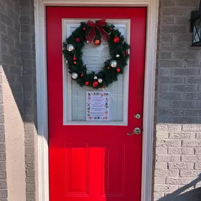 State Farm is ready for the holidays! Come by to see our office decorations, get a quote, or talk to an insurance team member for any of your needs! ????????