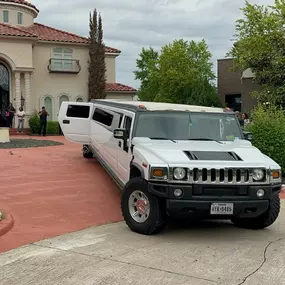 The sheer presence of our Hummer limo commands attention. Its bold and iconic design makes a statement wherever it goes. Accept nothing less than the absolute best, because with our Hummer limo, exemplary is the only option. When you want to make a statement choose the Hummer limo for your special occasion.