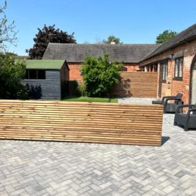 Bild von Bowes Fencing & Landscaping