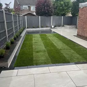 Bild von Bowes Fencing & Landscaping