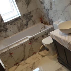 Bild von L.C Tiling and Plumbing Services