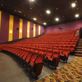 Bild von Consolidated Theatres Ward with TITAN LUXE