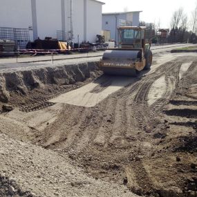 Bild von Firma Wiesheu Asphalt-, Pflaster- und Kanalbau GmbH