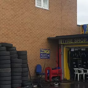 Bild von Tyre Shop NG8 & Mobile Tyre Service