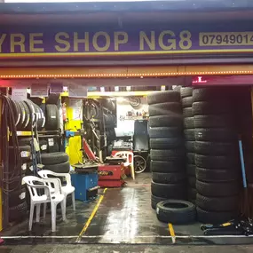 Bild von Tyre Shop NG8 & Mobile Tyre Service