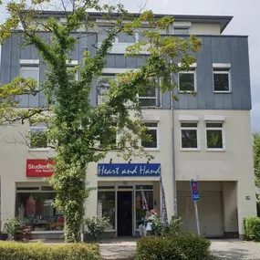 Unterhaching Außenansicht Eingang Straße