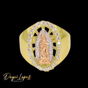 Deysi Lopez Jewelry Inc- anillo de oro