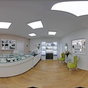 Bild von HC Jewellers & Gold Buying Centre - Royston