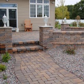 When it comes to paving and stonework, the team at Greenscape Companies takes every measure possible to ensure your new hardscape additions are built to last. Our landscape design and construction team will work closely with you to ensure that your new patio, driveway or walkway provides both functionality and curb appeal.