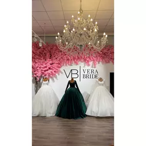 Bild von Vera Bride Braut und Abendmode