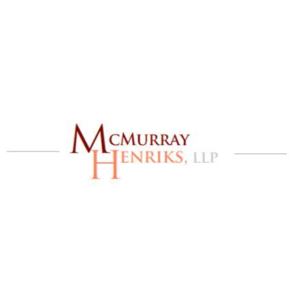 Logo fra McMurray Henriks, LLP