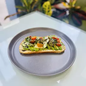 Avocado garden toast