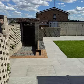 Bild von Inside Out Building & Landscaping Solutions Ltd